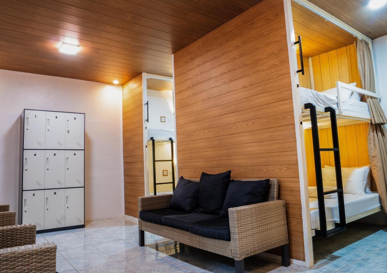 B&B Backpackers Coron Εξωτερικό φωτογραφία