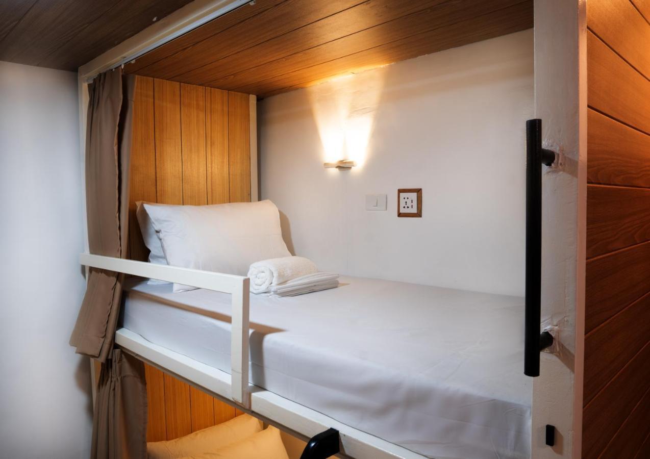 B&B Backpackers Coron Εξωτερικό φωτογραφία