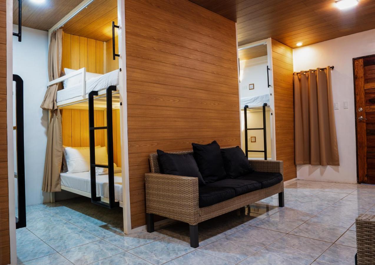 B&B Backpackers Coron Εξωτερικό φωτογραφία